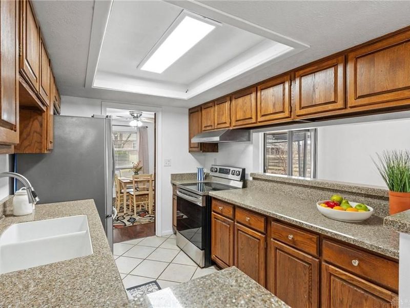 1130 Stillcreek Drive, Washington Township, OH 45458 Photo 18