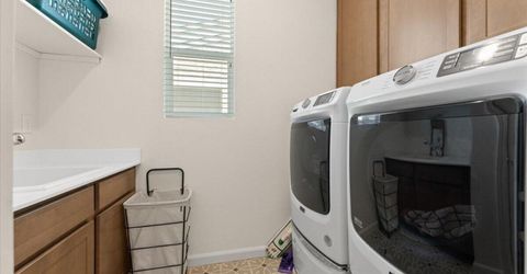 2305 Jagged Peak Lane, Sparks, NV 89436 Photo