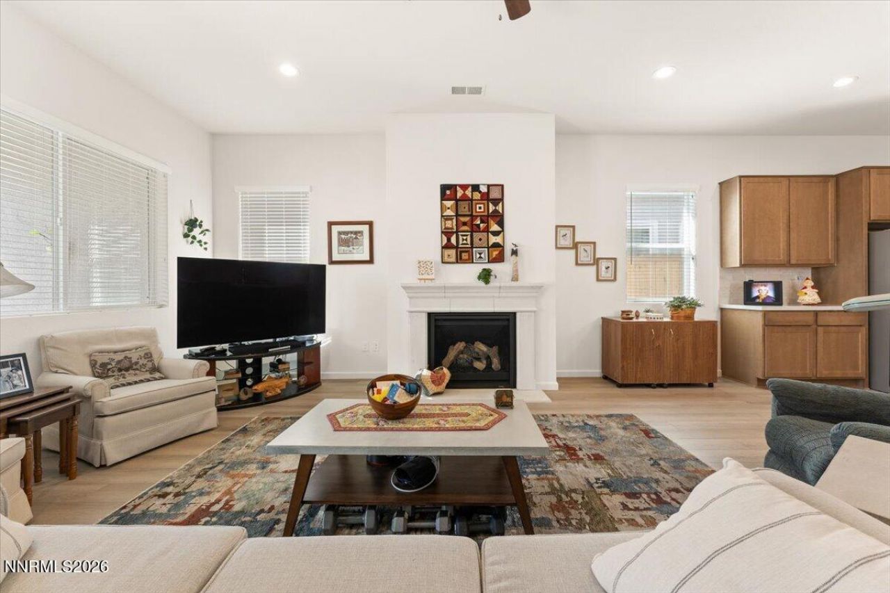 2305 Jagged Peak Lane, Sparks, NV 89436 Photo