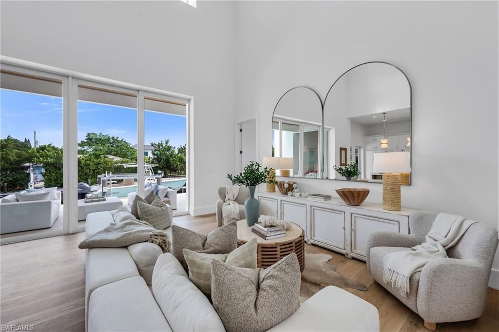 2778 Shoreview Dr, Naples, FL 34112 Photo