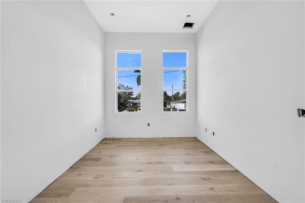 2778 Shoreview Dr, Naples, FL 34112 Photo