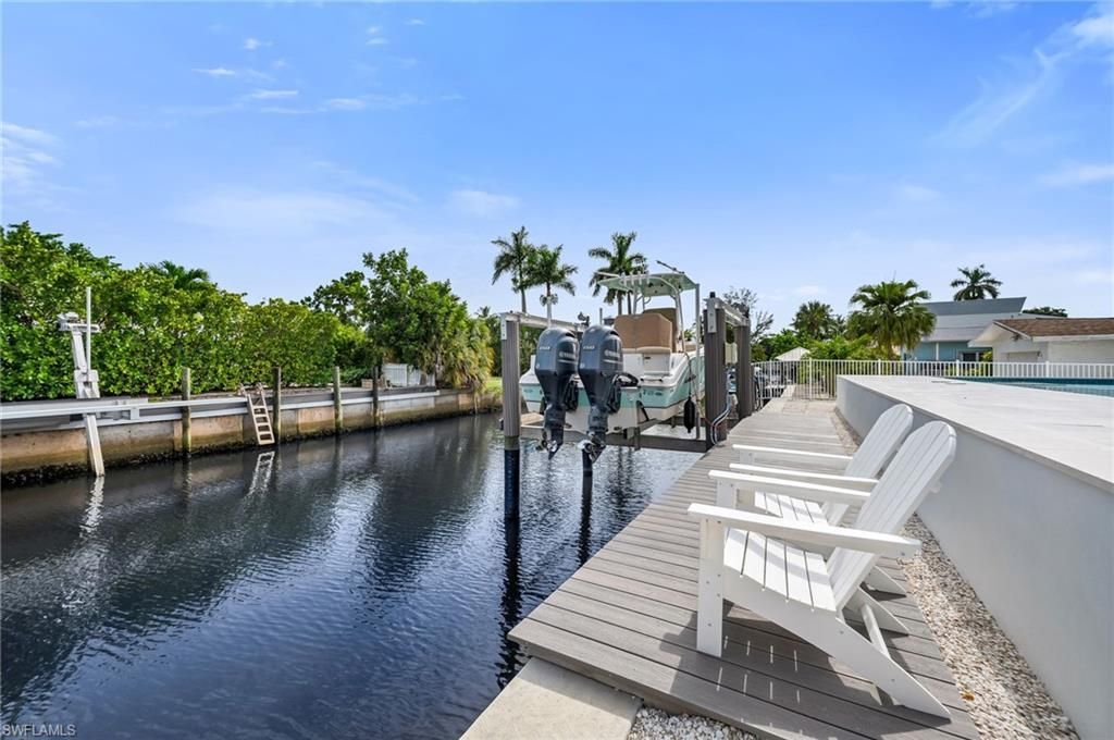 2778 Shoreview Dr, Naples, FL 34112 Photo