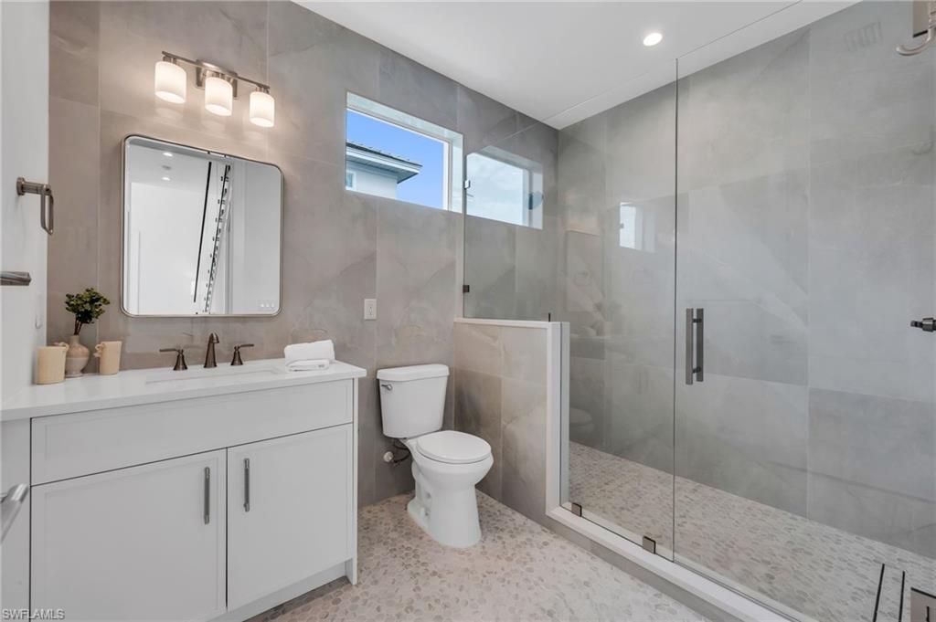 2778 Shoreview Dr, Naples, FL 34112 Photo