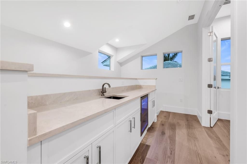 2778 Shoreview Dr, Naples, FL 34112 Photo