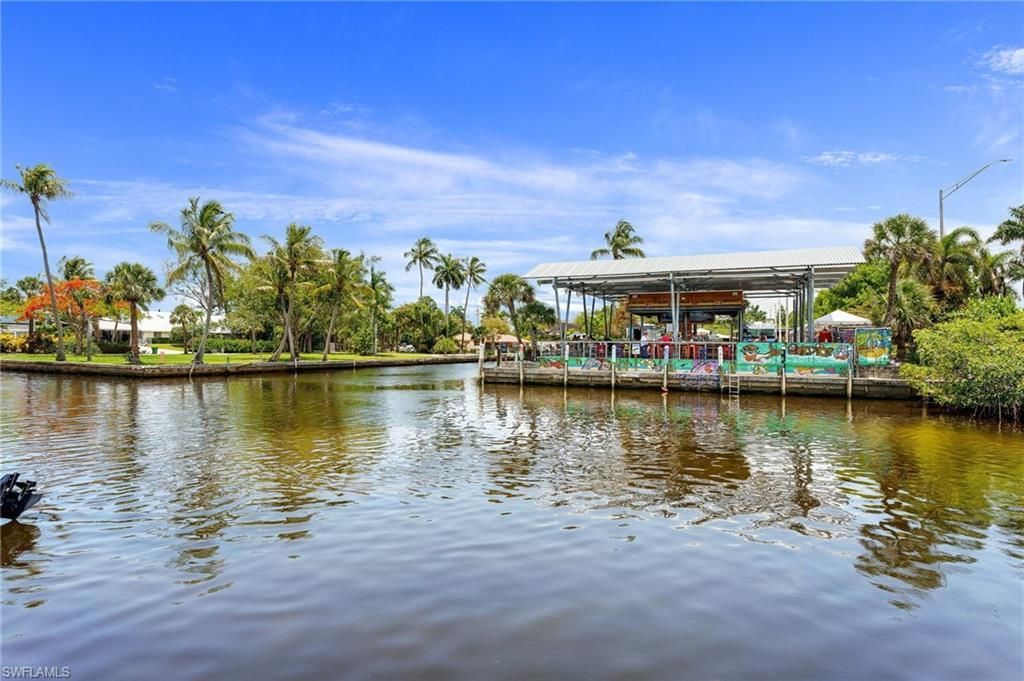 2778 Shoreview Dr, Naples, FL 34112 Photo