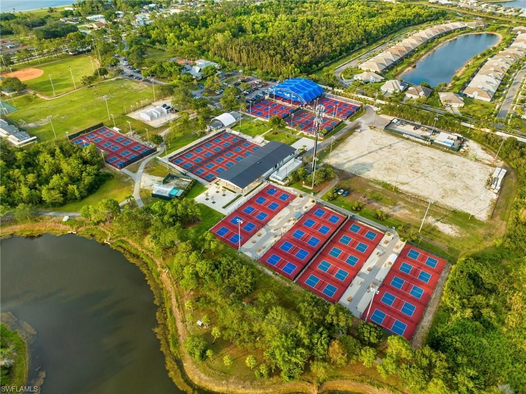 2778 Shoreview Dr, Naples, FL 34112 Photo