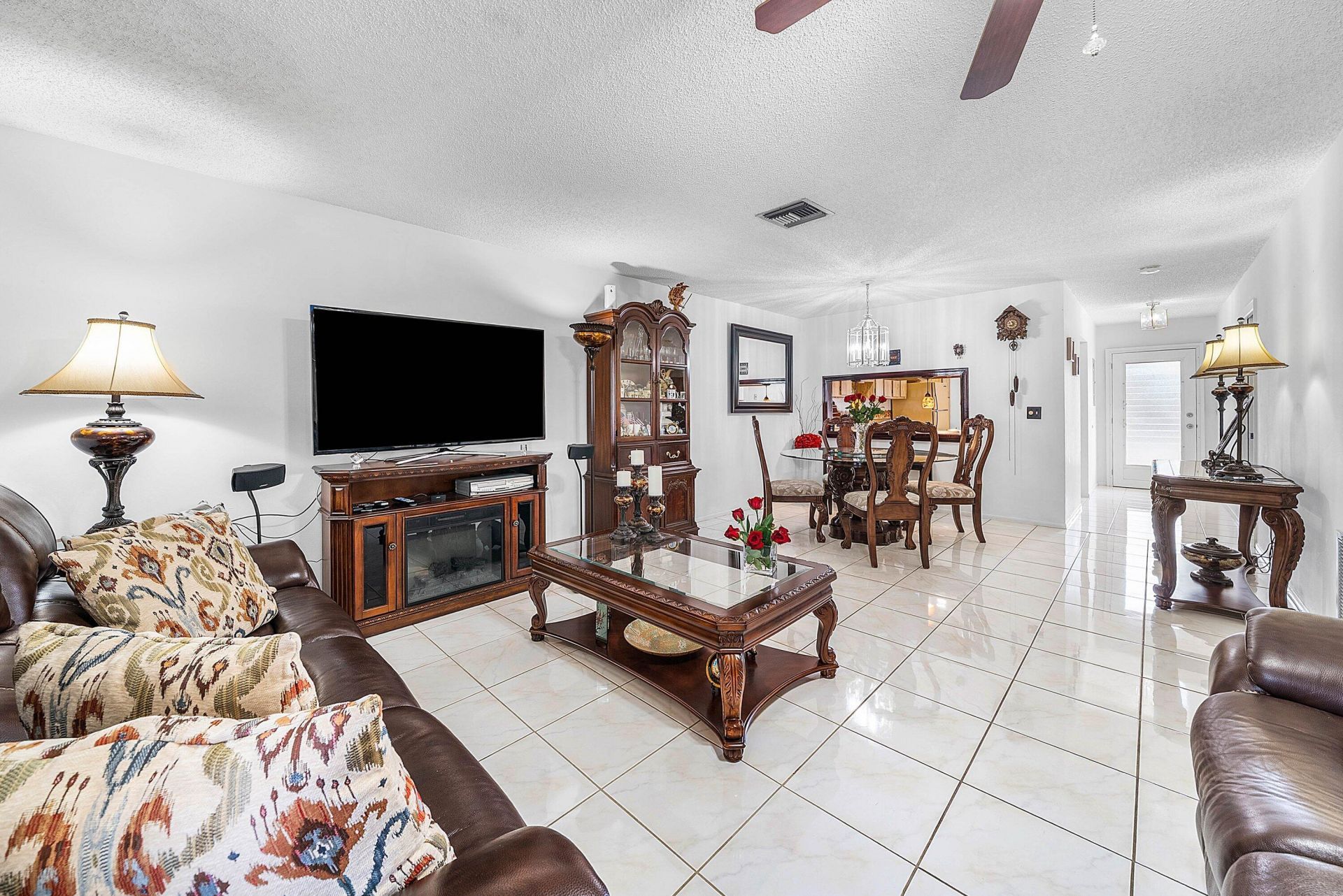 5730 Fernley Drive E, Unit 23, West Palm Beach, FL 33415 Photo