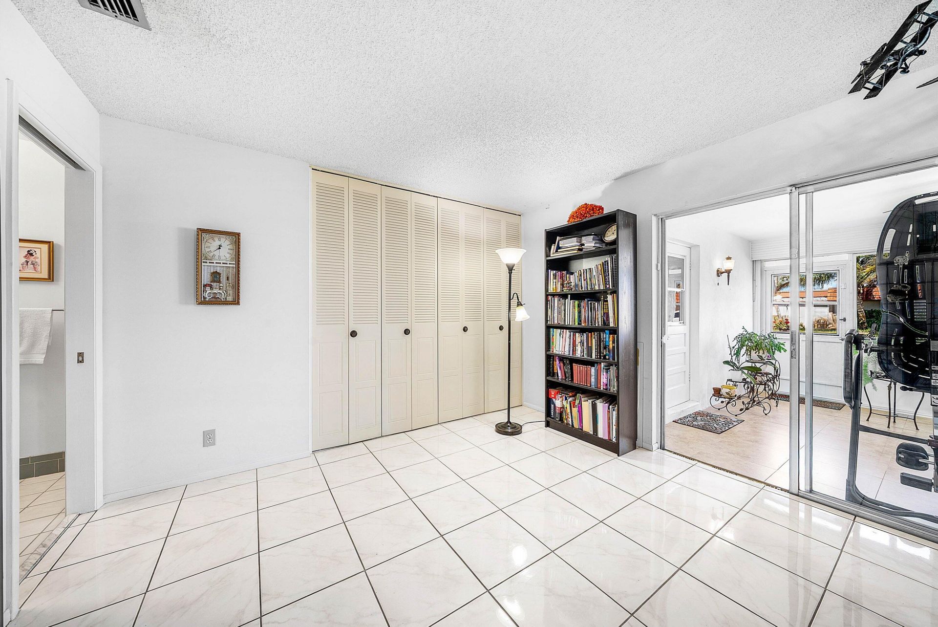 5730 Fernley Drive E, Unit 23, West Palm Beach, FL 33415 Photo