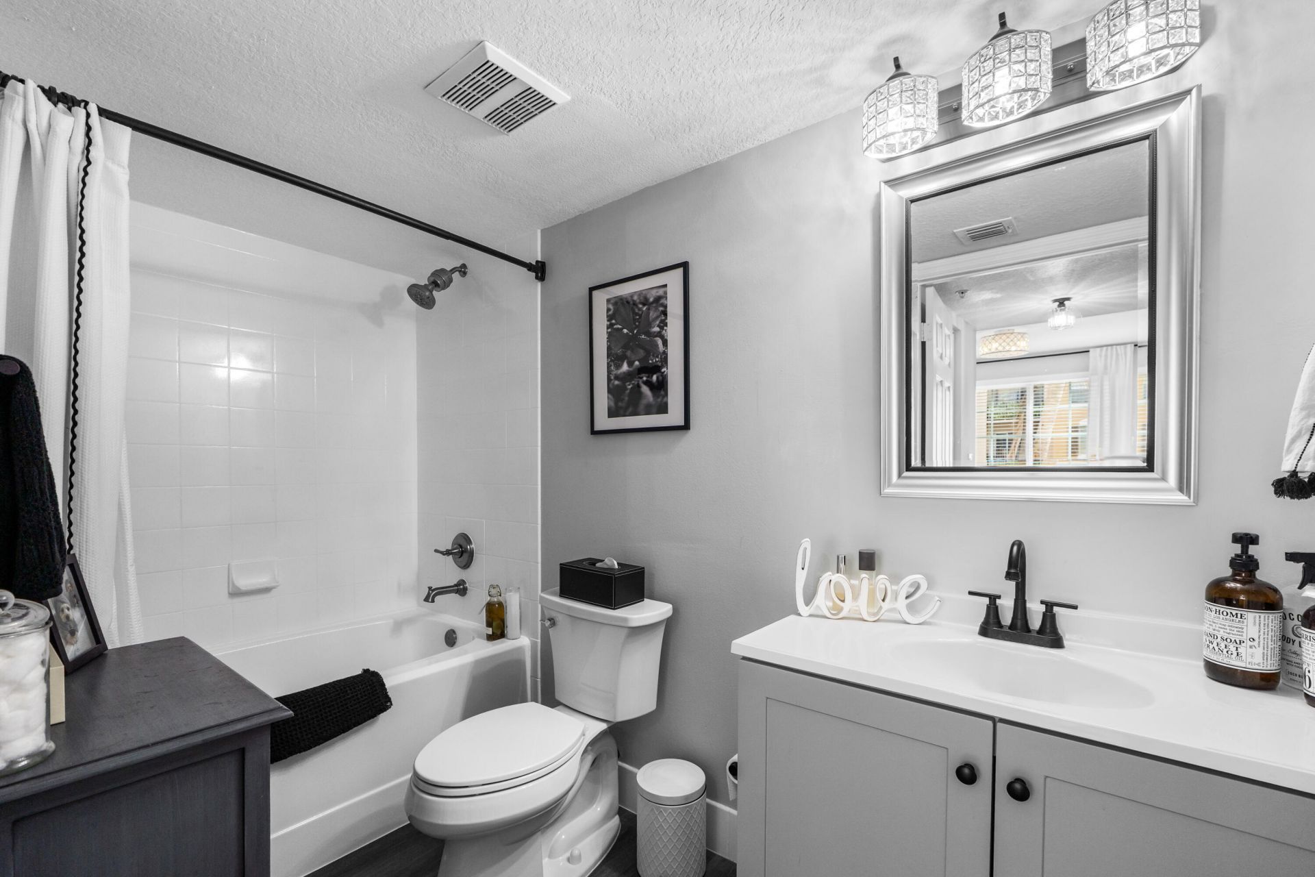 4041 San Marino Boulevard, Unit 202, West Palm Beach, FL 33409 Photo