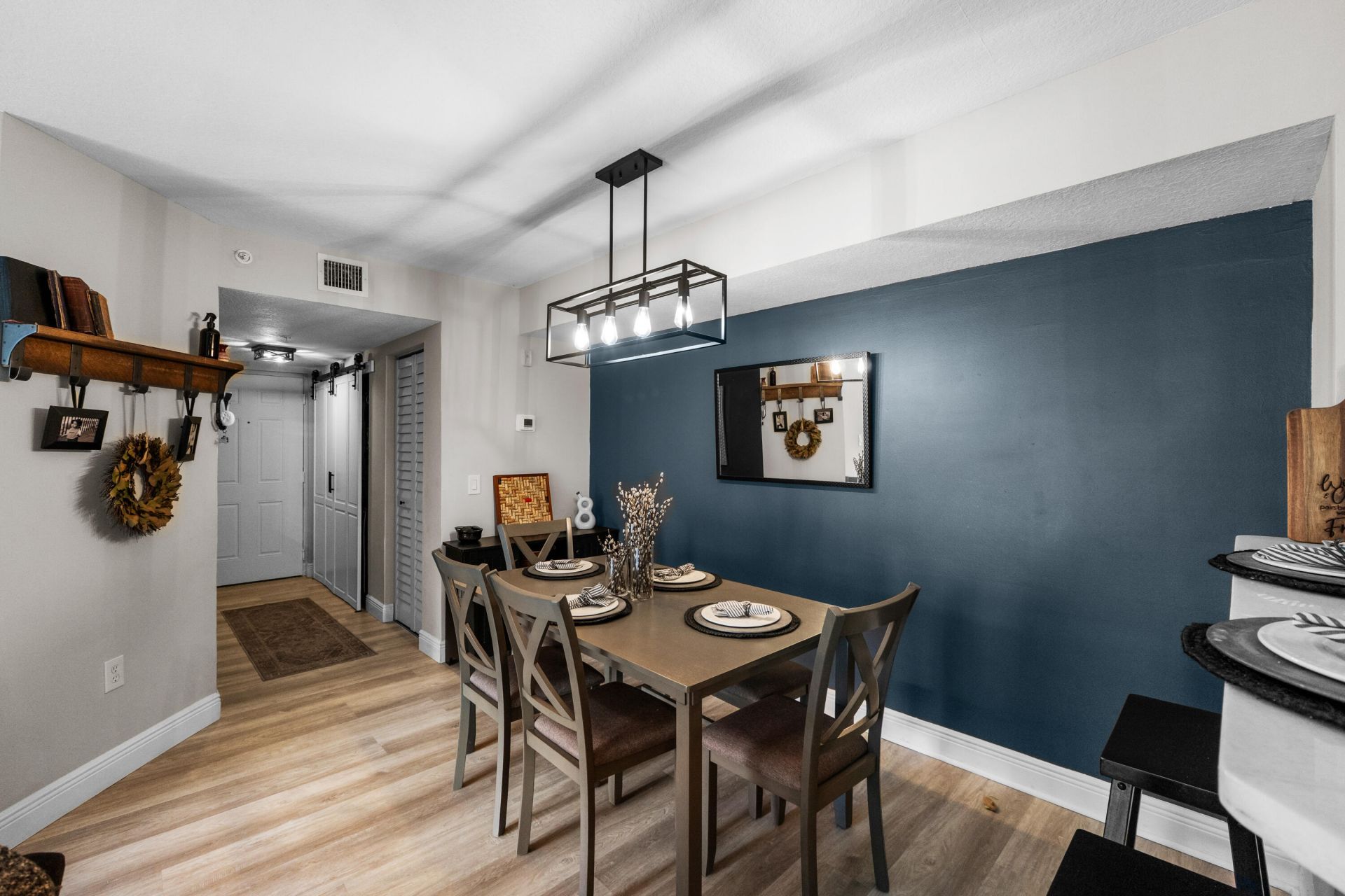 4041 San Marino Boulevard, Unit 202, West Palm Beach, FL 33409 Photo