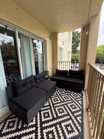 4041 San Marino Boulevard, Unit 202, West Palm Beach, FL 33409 Photo