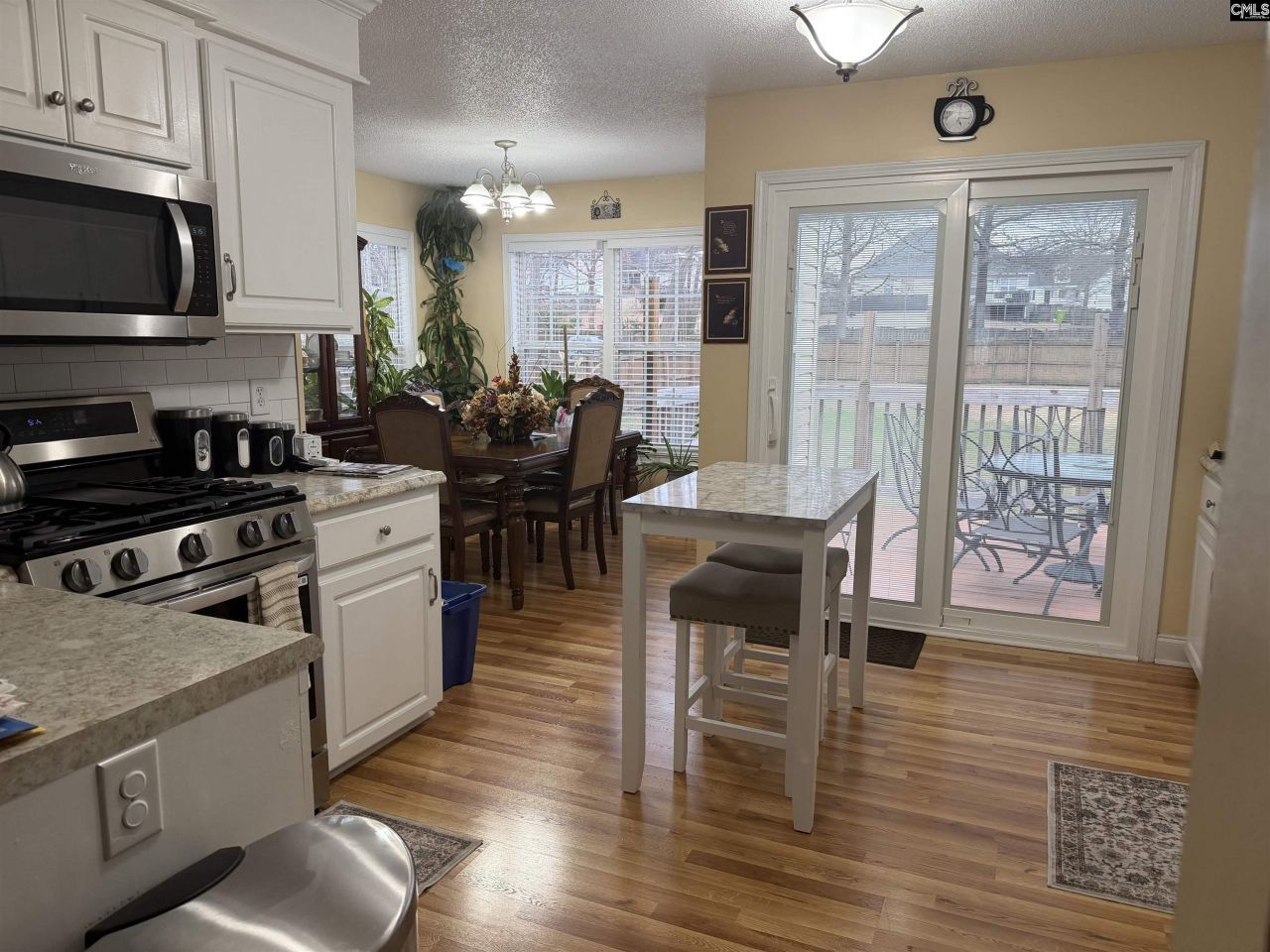 120 Lee Ridge Drive  Photo 11