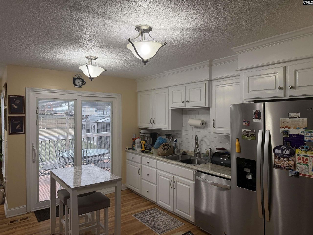 120 Lee Ridge Drive  Photo 12