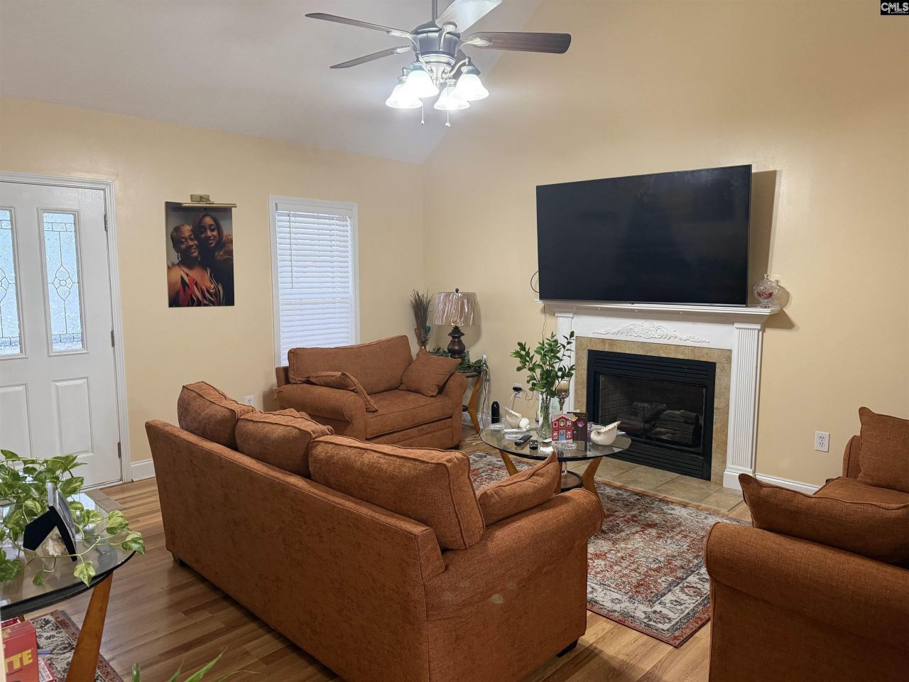 120 Lee Ridge Drive  Photo 14