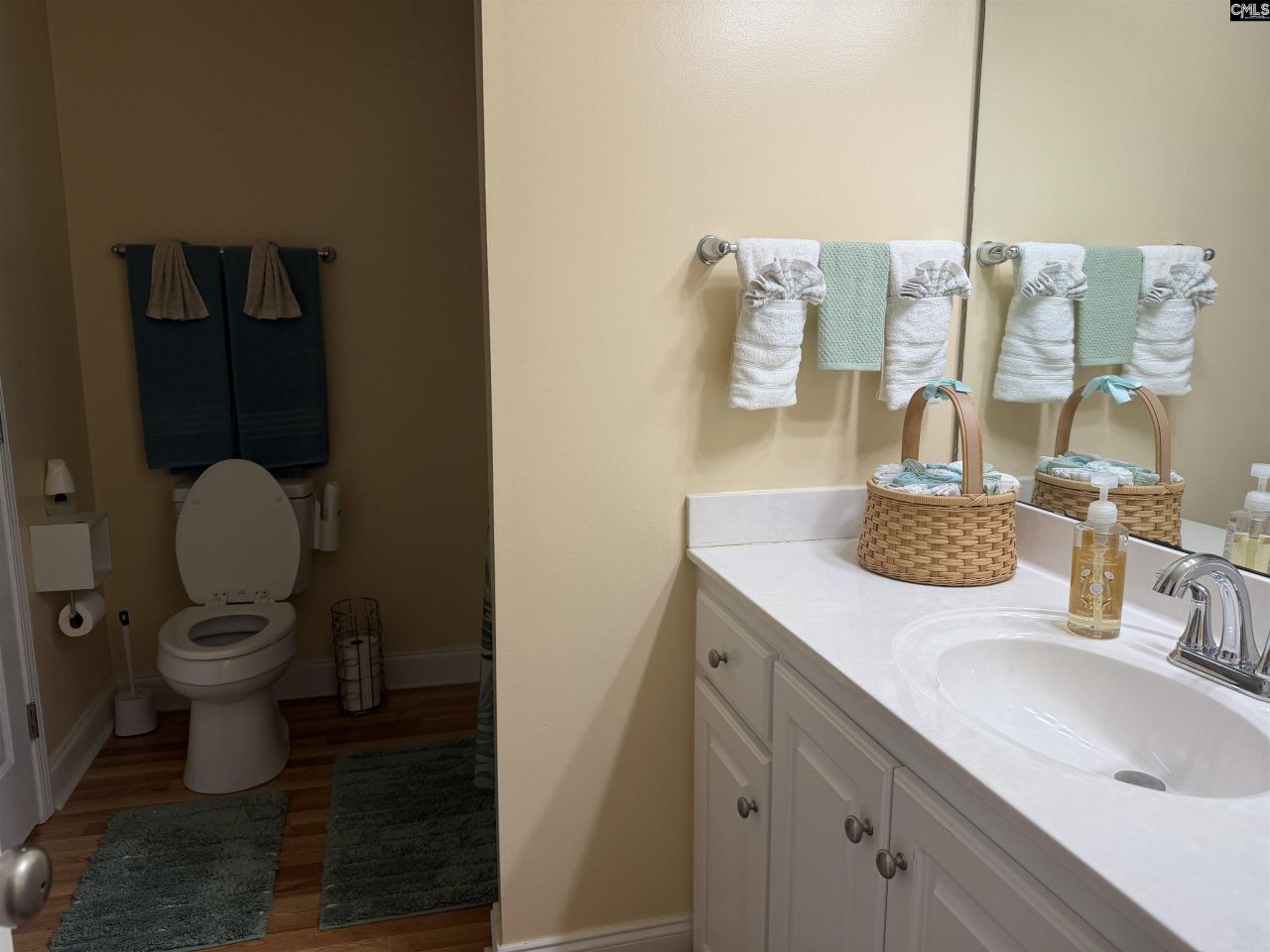 120 Lee Ridge Drive  Photo 16