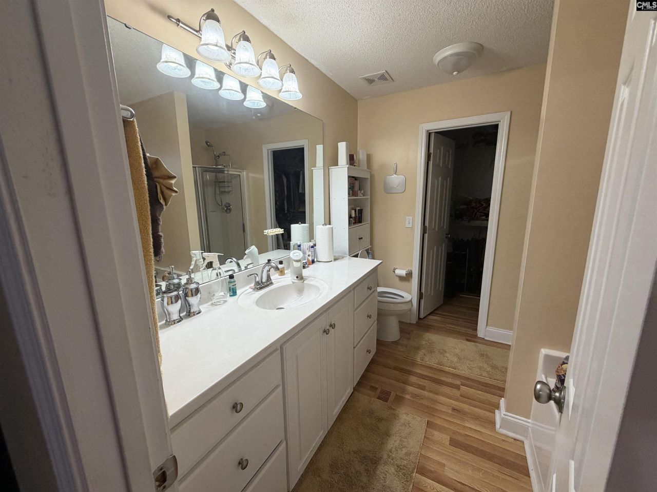 120 Lee Ridge Drive  Photo 24