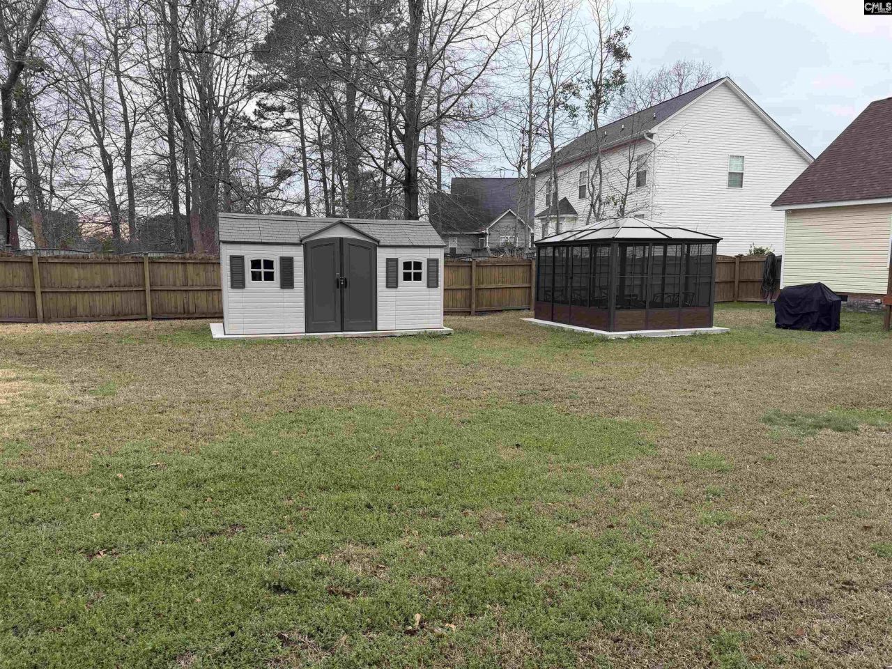 120 Lee Ridge Drive  Photo 5