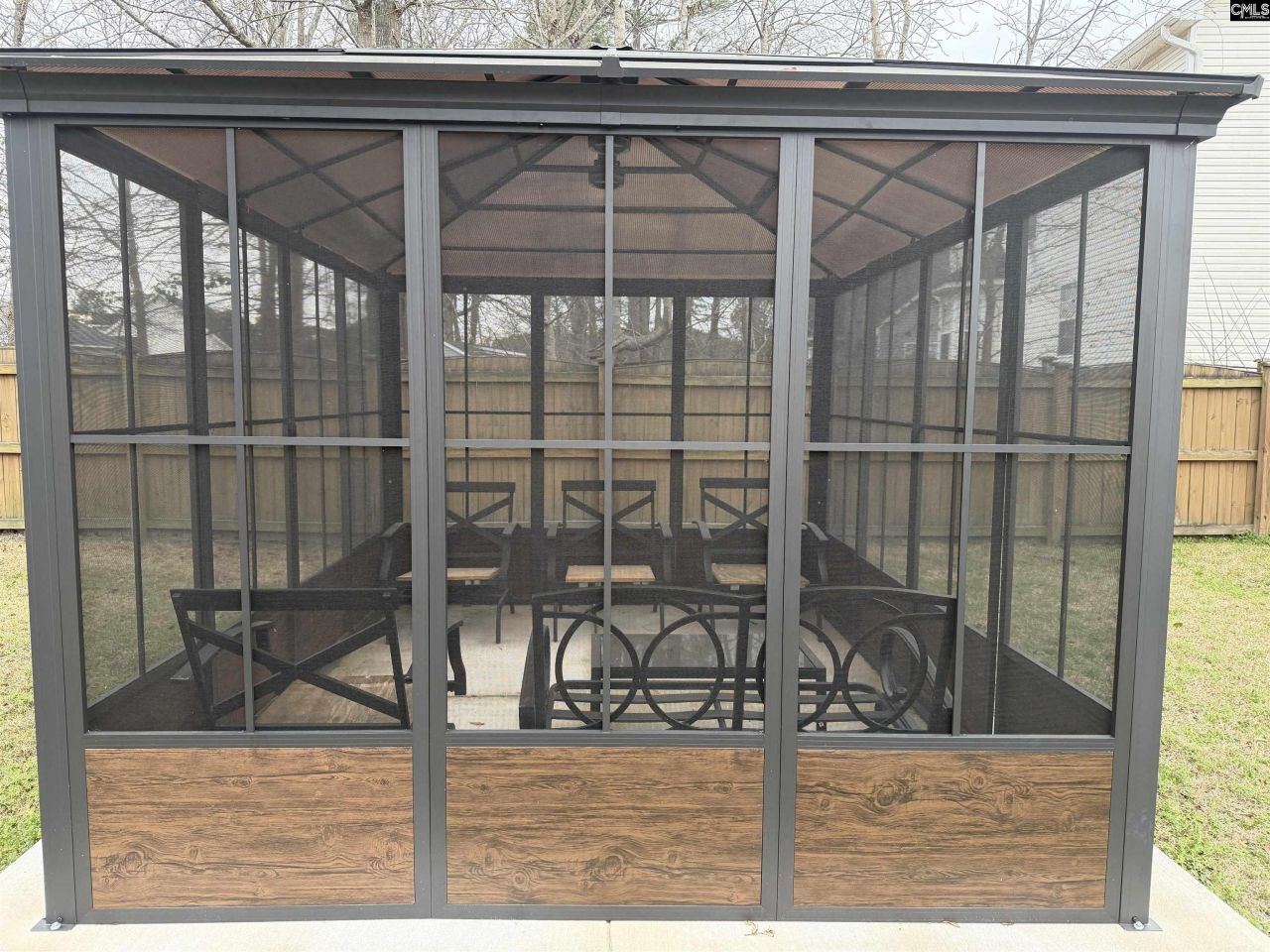 120 Lee Ridge Drive  Photo 8