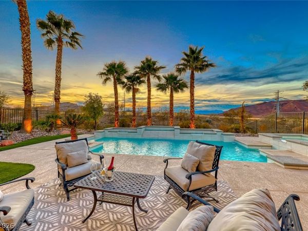 61 Contrada Fiore Drive, Henderson, NV 89011