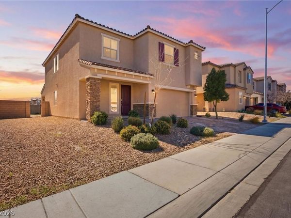 1815 Butterfly Colony Avenue, North Las Vegas, NV 89031