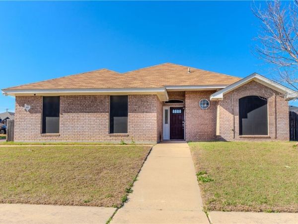 4101 Whispering Oak Drive , Killeen, TX 76542