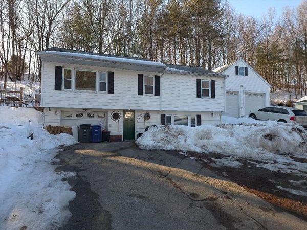40 Biscayne Street, Leominster, MA 01453