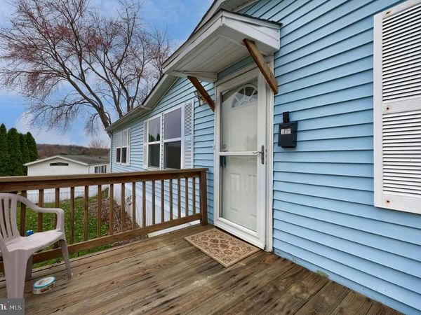 205 GREYFIELD DRIVE, LANCASTER, PA 17603