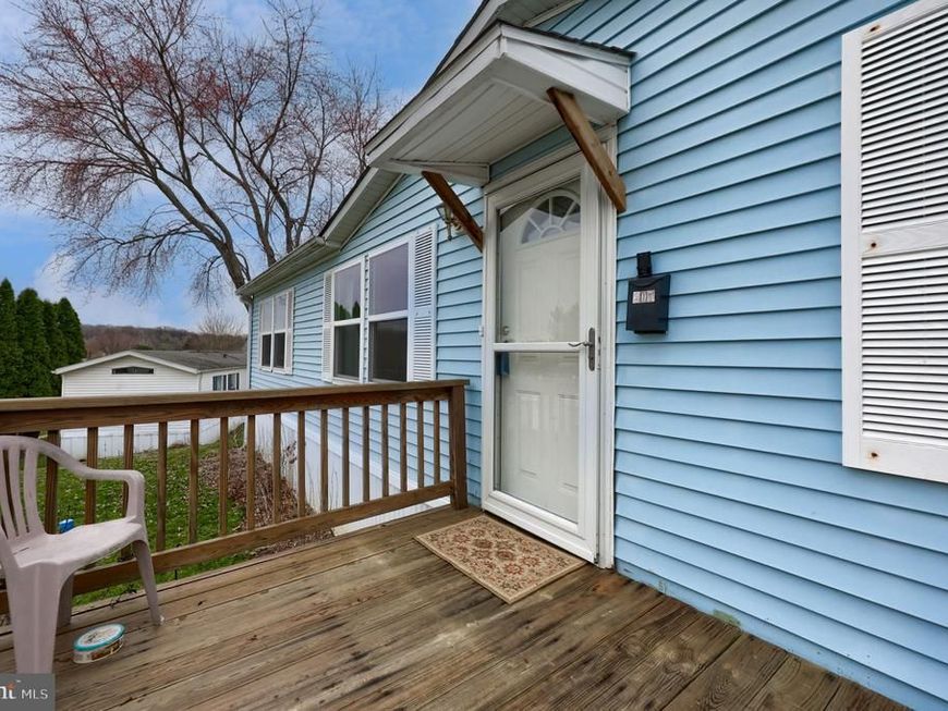 205 Greyfield Drive, Lancaster, PA 17603 Main Photo