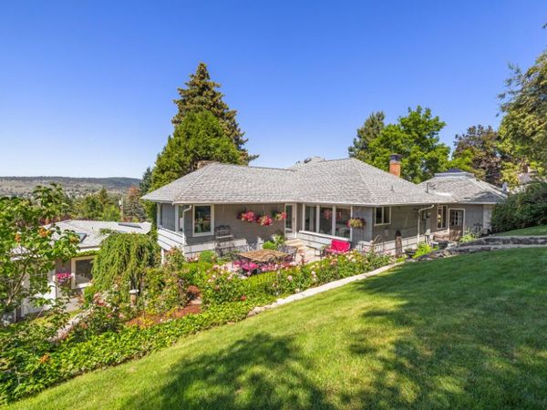 525 Mesa Street, Klamath Falls, OR 97601