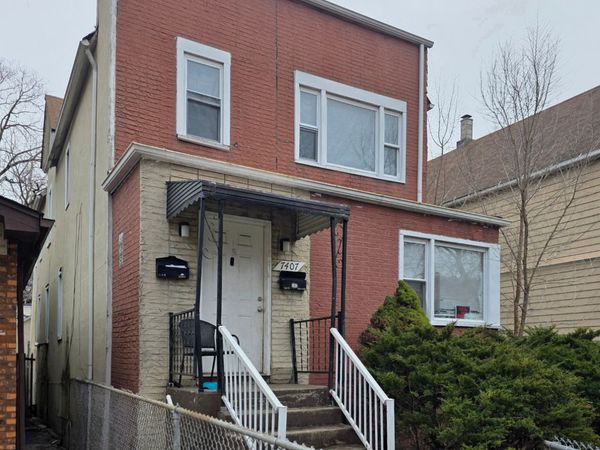 7407 S Kenwood Avenue , Chicago, IL 60619