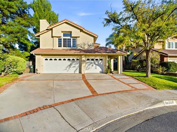 28360 Easton, Saugus, CA 91350