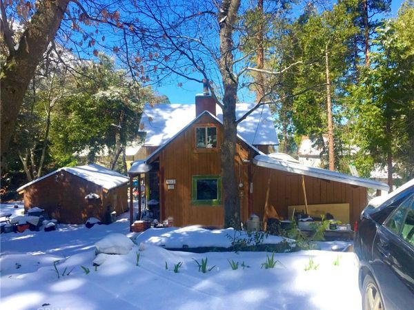 9112 Torrey Pines Road, Forest Falls, CA 92339