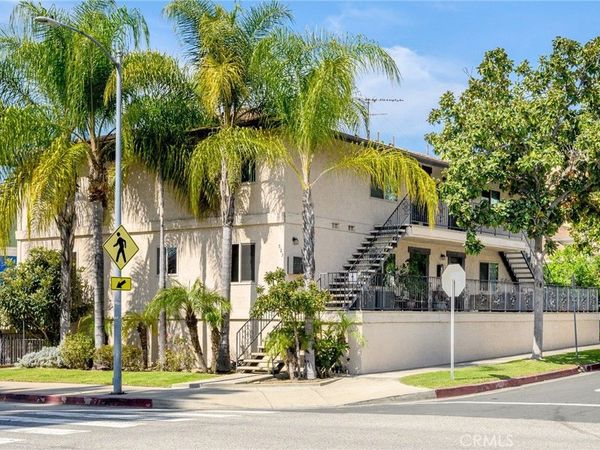 823 E Wilson, Unit A, Glendale, CA 91206