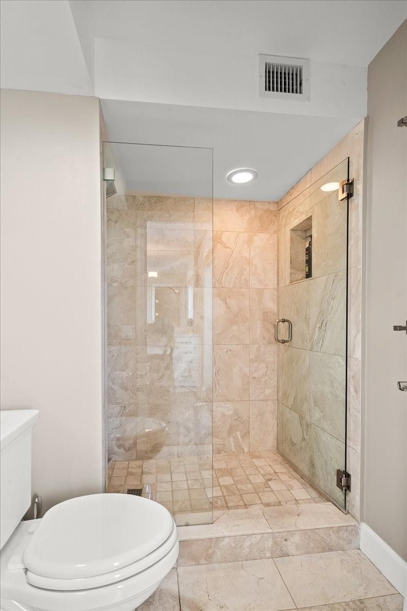 1890 S Ocean Drive, Unit PH4, Hallandale Beach, FL 33009 Photo