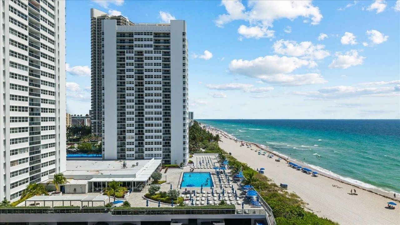 1890 S Ocean Drive, Unit PH4, Hallandale Beach, FL 33009 Photo