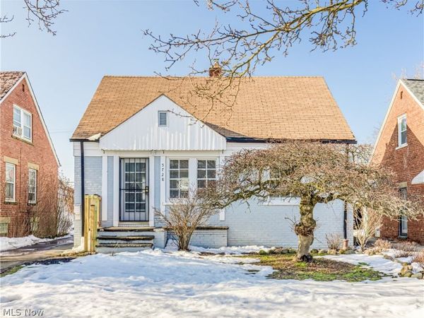 5728 South Boulevard , Maple Heights, OH 44137