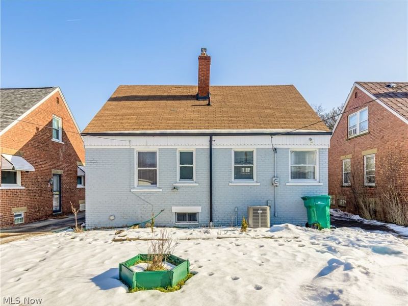 5728 South Boulevard, Maple Heights, OH 44137 Photo 3