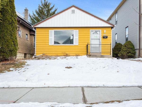 2030 S 77th STREET, West Allis, WI 53219