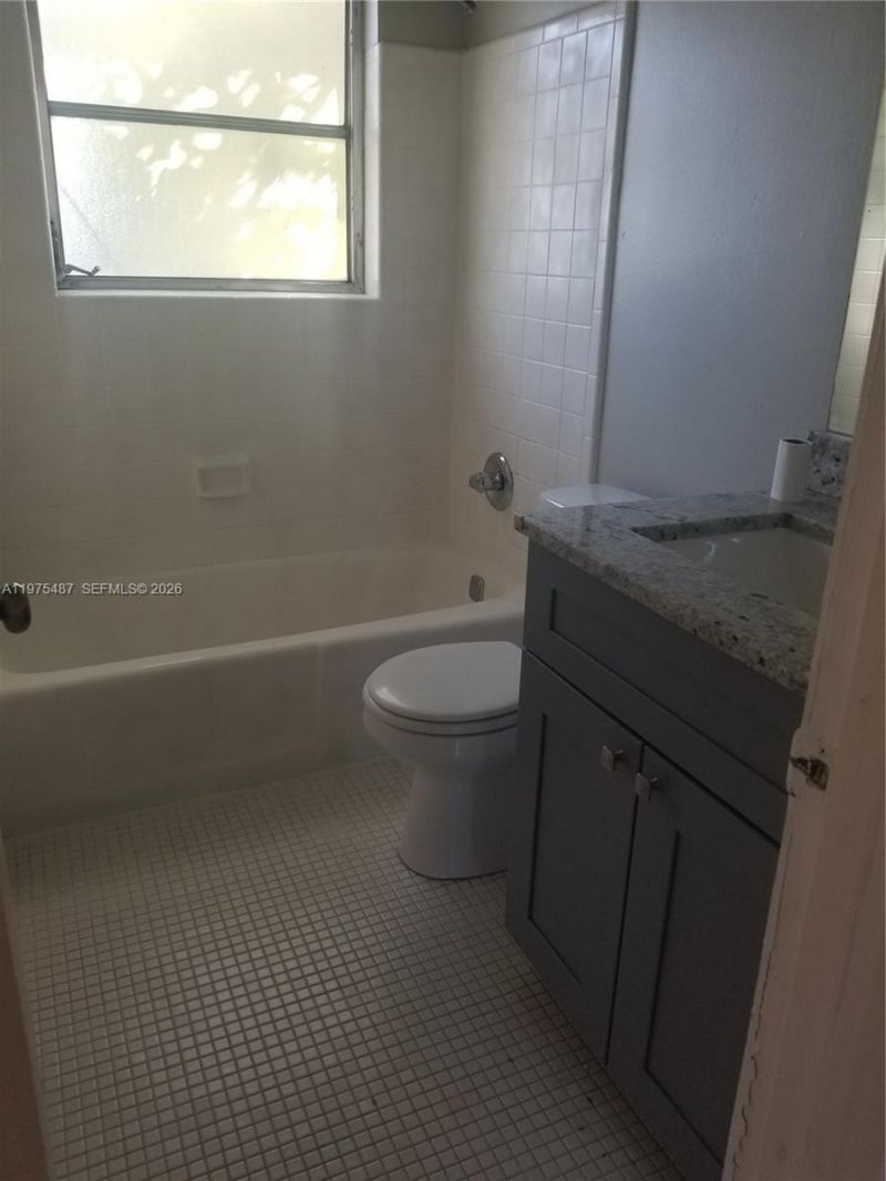 3090 Coral Springs Dr, Unit 8, Coral Springs, FL 33065 Photo