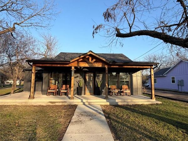 1605 S Houston Street, Kaufman, TX 75142