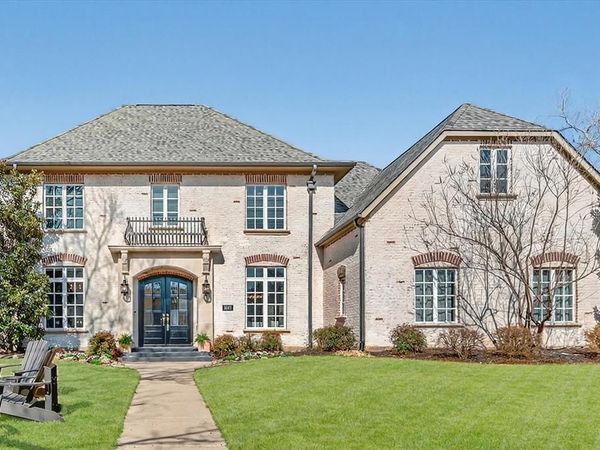 1823 Southpark Drive, Arlington, TX 76013