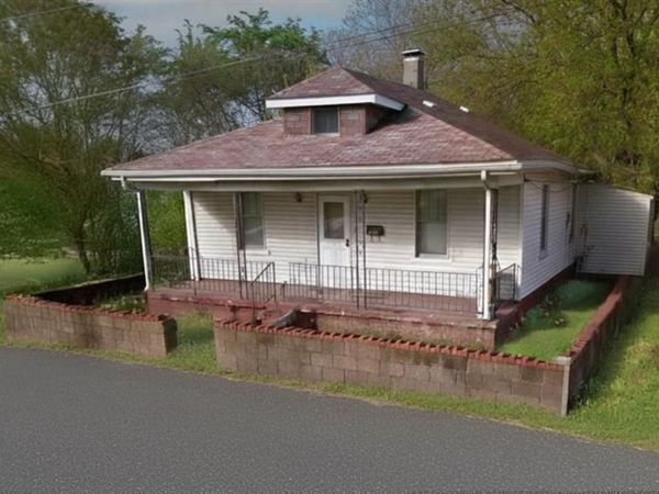 4014 Piggott Avenue , East St Louis, IL 62207