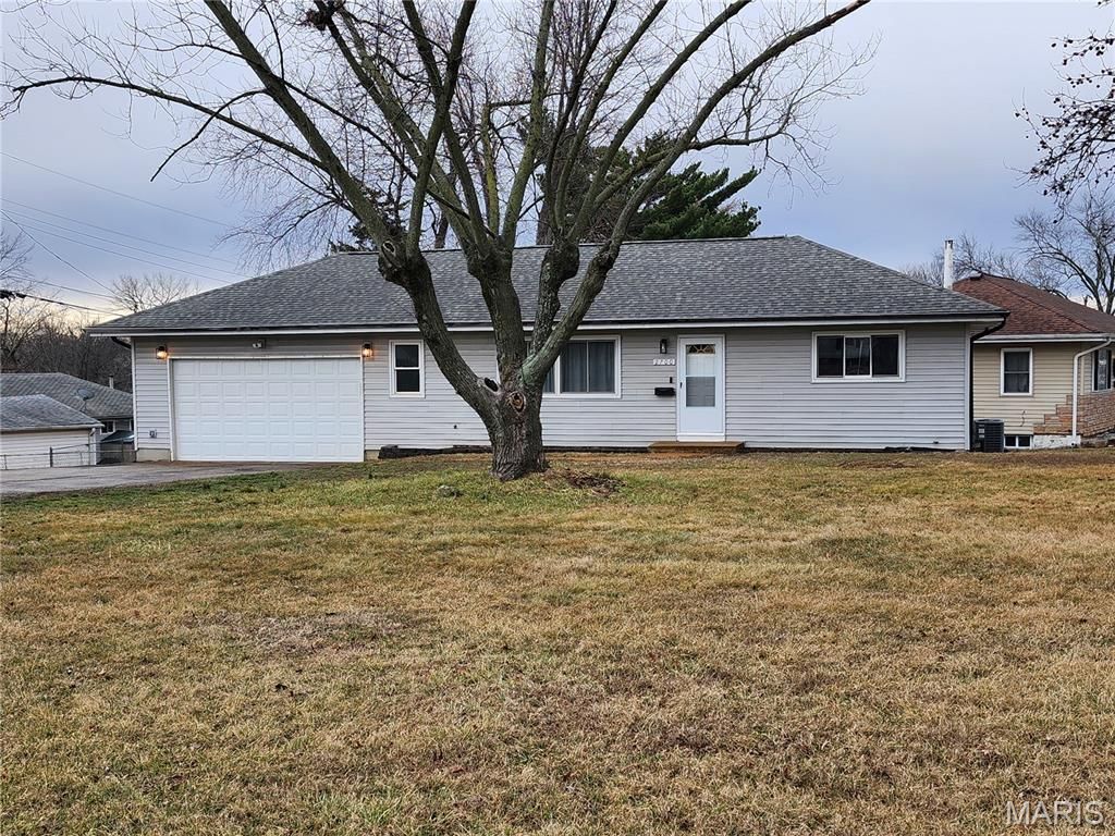 2700 Corliss Drive , Mehlville, MO 63125 Main Photo