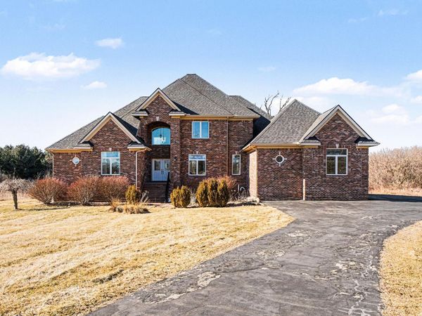 1770 Sandy Creek Lane, Ann Arbor, MI 48103