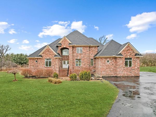 1770 Sandy Creek Lane, Ann Arbor, MI 48103