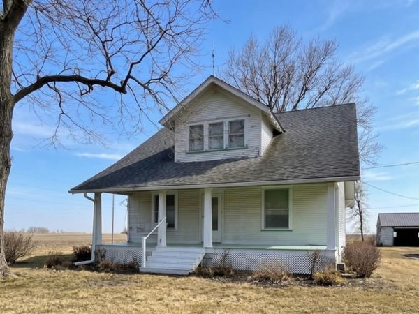 1747 295Th Avenue, Fort Madison, IA 52627