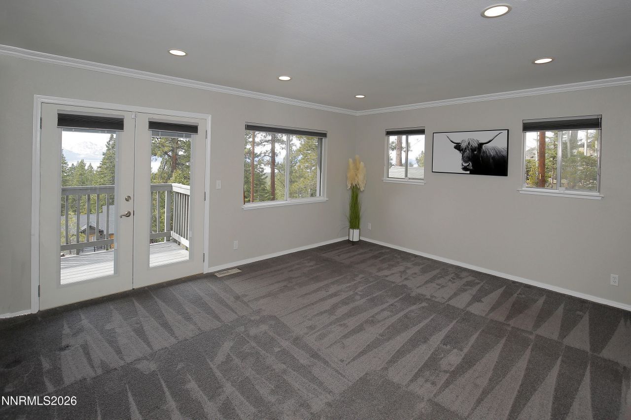 394 Sherwood Drive, Stateline, NV 89449 Photo