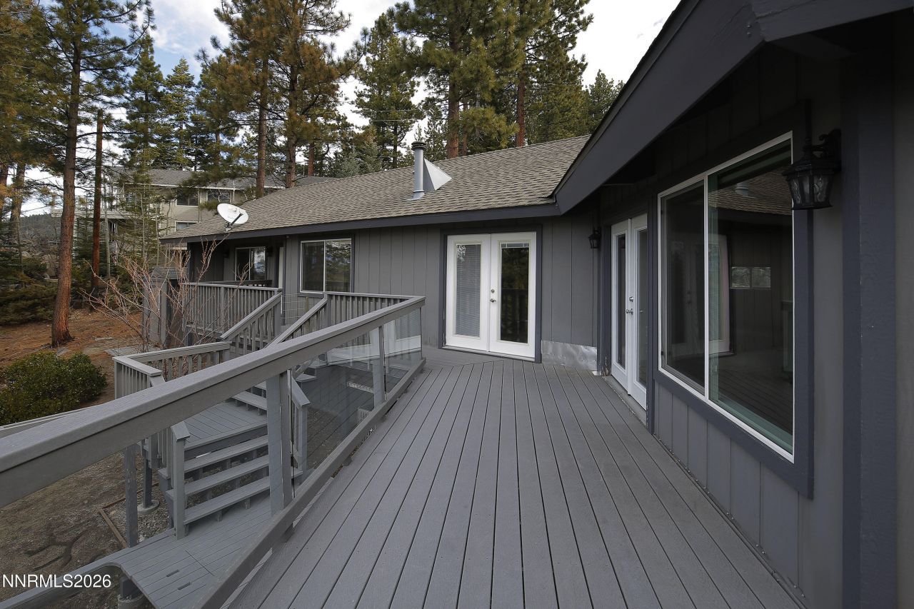 394 Sherwood Drive, Stateline, NV 89449 Photo