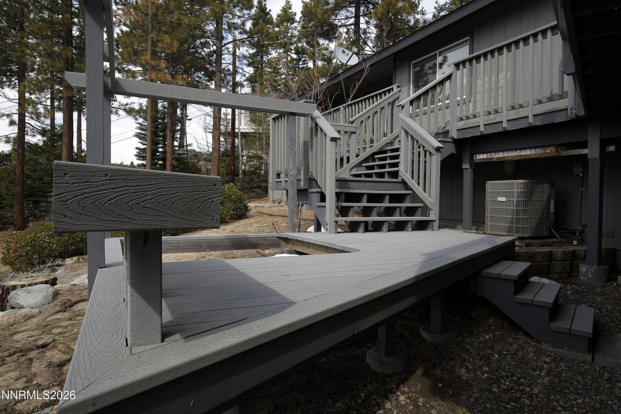 394 Sherwood Drive, Stateline, NV 89449 Photo