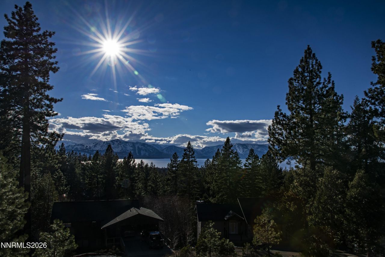 394 Sherwood Drive, Stateline, NV 89449 Photo